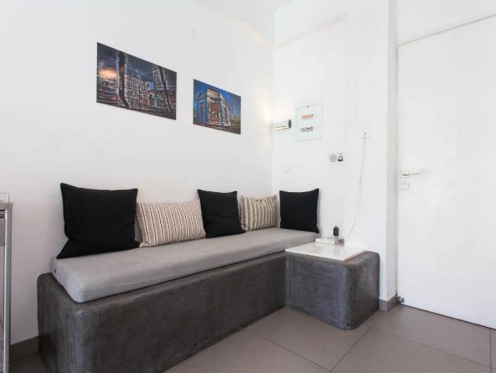Acropolis Charming Apartment With Large Balcony - Dm17 Athens Exterior photo